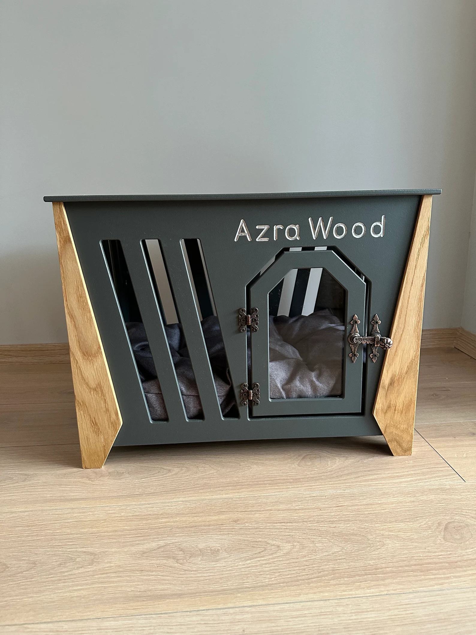 Waggy Kennel